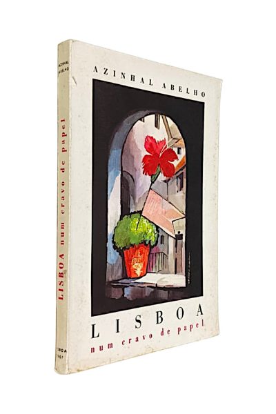 Lisboa num Cravo de Papel