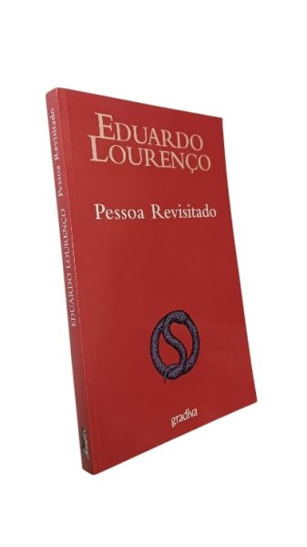 Pessoa Revisitado de Eduardo Lourenço