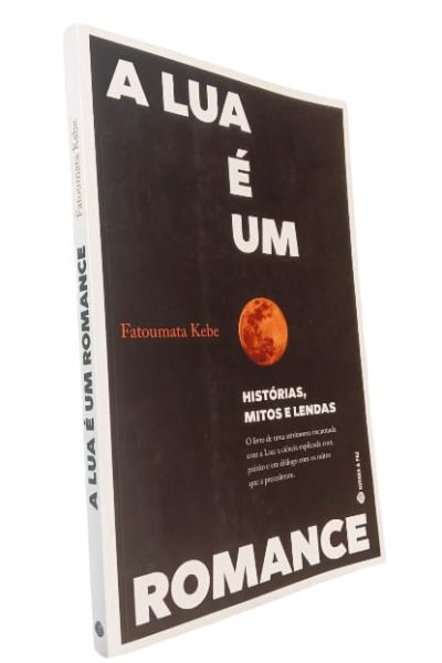 Lua é um Romance de Fatoumata Kebe