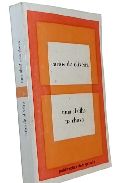 Uma Abelha na Chuva de Carlos de Oliveira