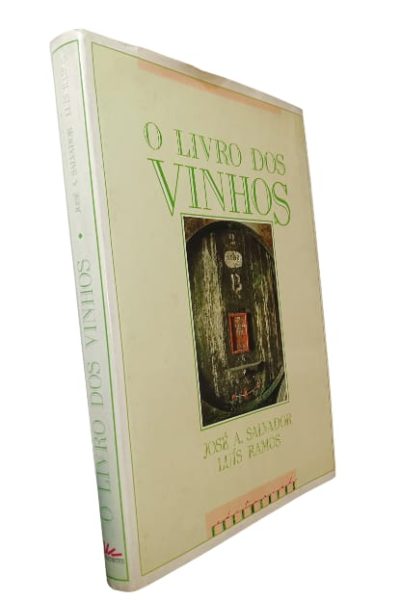 Livro dos Vinhos de José A. Salvador