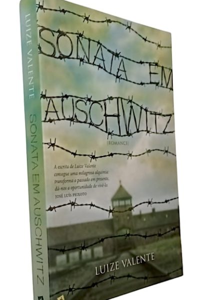 Sonata em Auschwitz de Luize Valente