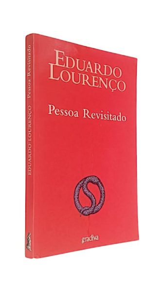 Pessoa Revisitado de Eduardo Lourenço
