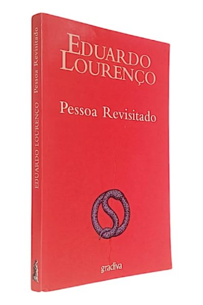 Pessoa Revisitado de Eduardo Lourenço